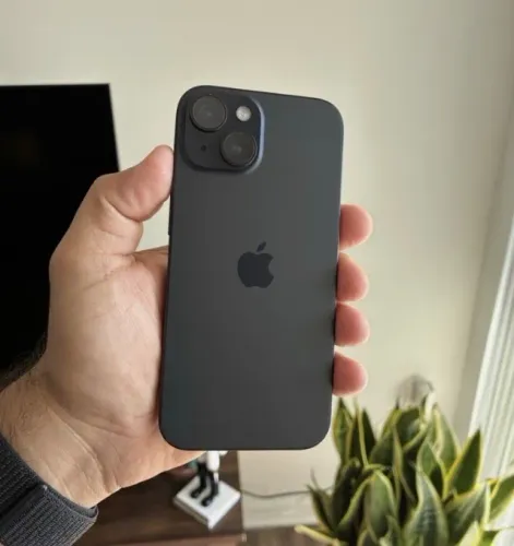 Vendo iPhone 15 128 GB