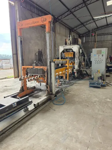 Fábrica de Pavers e Blocos de Concreto