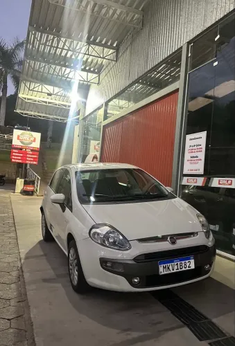 Fiat Punto Essence Dualogic 1.6 Flex 16V 5P 2013
