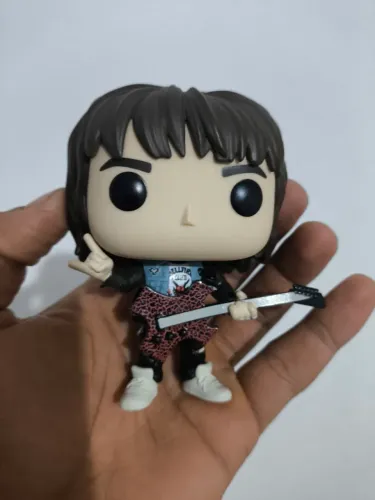 Funko Pop Eddie 1250 - Stranger Things (Sem caixa)