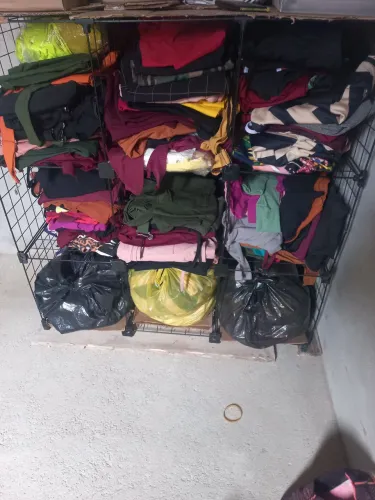 Lote de roupas pra revenda ou montar lojinh