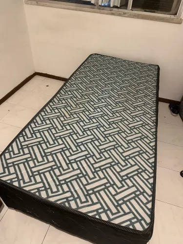 CAMA BOX DE SOLTEIRO SEMINOVOS - ÓTIMO ESTADO!