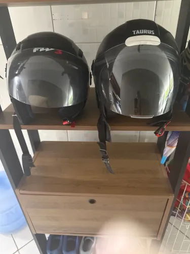 Capacete