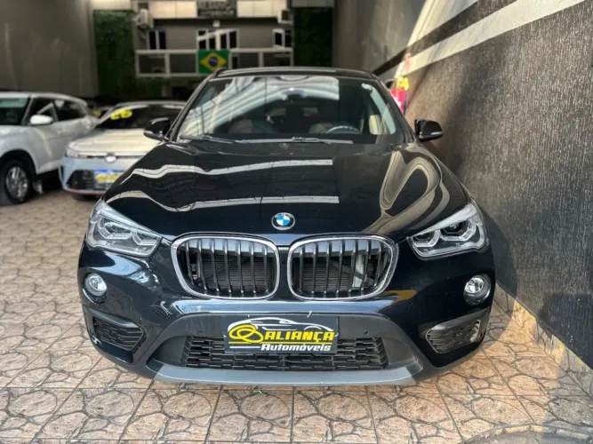 BMW X1 Sdrive 20I X-line 2.0 TB Active Flex 2019