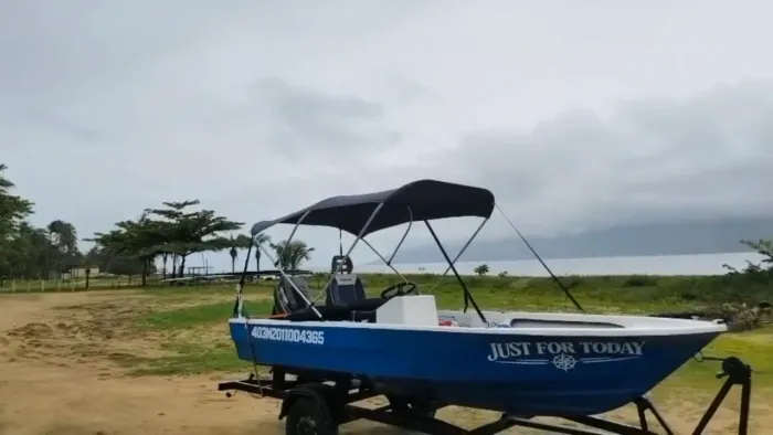 Vendo lancha de pesca 