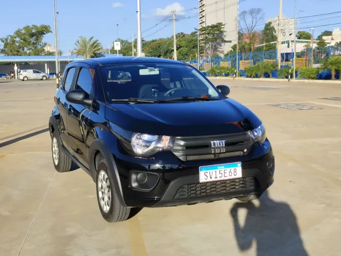 Fiat Mobi Like 1.0 Fire Flex 5P. 2024
