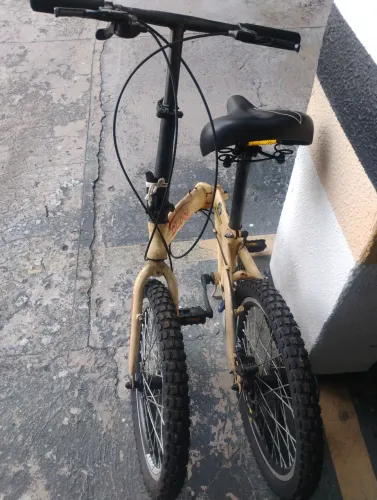 Bicicleta dobrável aro 20
