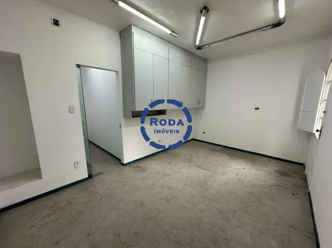 Casa Comercial | Locação | 8 dormitórios (1 suíte) | 236m² | Gonzaga | Santos/SP