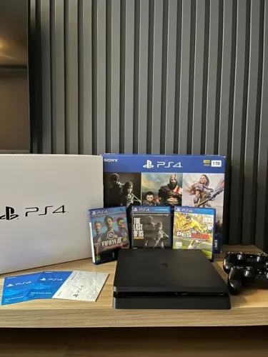 Ps4 Slim 1Tb 2 Controles + 3 Jogos