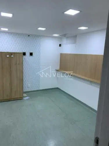 Loja - / Comercial / Centro