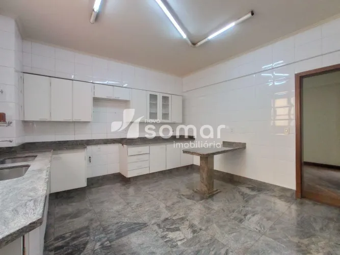 Apartamento para aluguel, 4 quartos, 2 suítes, 2 vagas, Centro - Divinopolis/MG