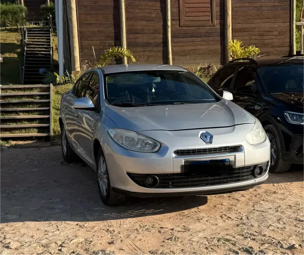 Renault Fluence Sed. Dynamique 2.0 16V Flex Aut. 2014