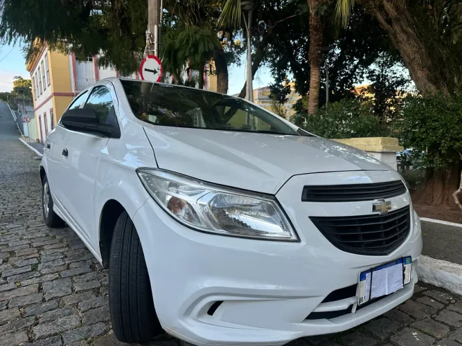 Chevrolet Onix JOY Hatch 1.0 8V Flex Mec. 4P 2018