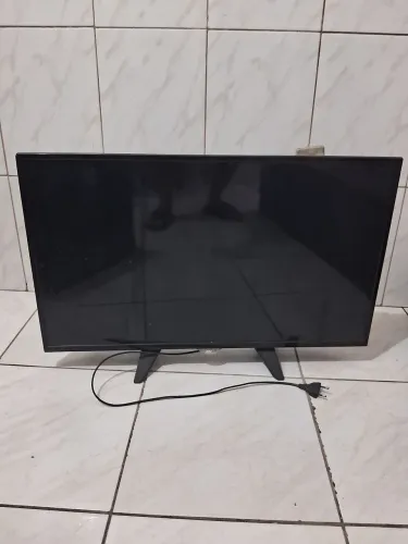 Vendo TV smart 32 polegada