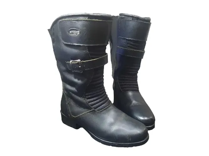Bota Motociclista Feminina Steitz Couro Tam 36 - Seminova