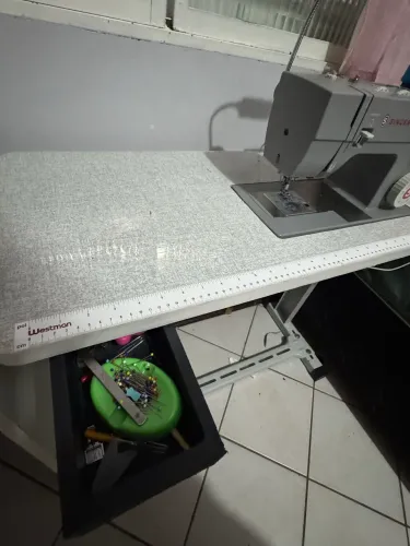 Mesa para máquina de costura Facilita Pro 4410,4423,4432