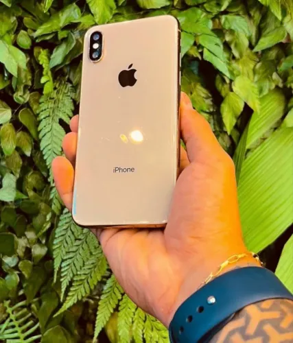 iPhone XS