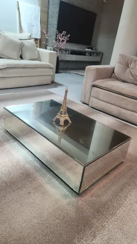 Mesa de Centro Espelhada de Alto Padrão - Design Moderno