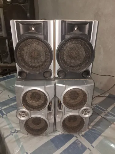 Vendo 4 caixas de som