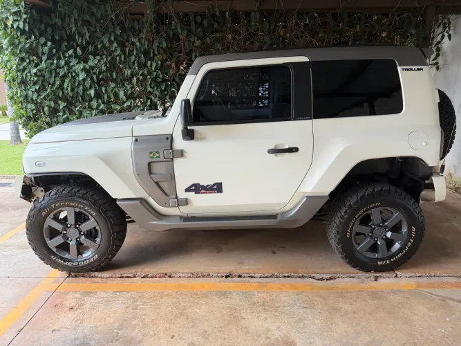 Troller T-4 4X4 3.2 20V TDI Cap. Rígida Diesel 2019
