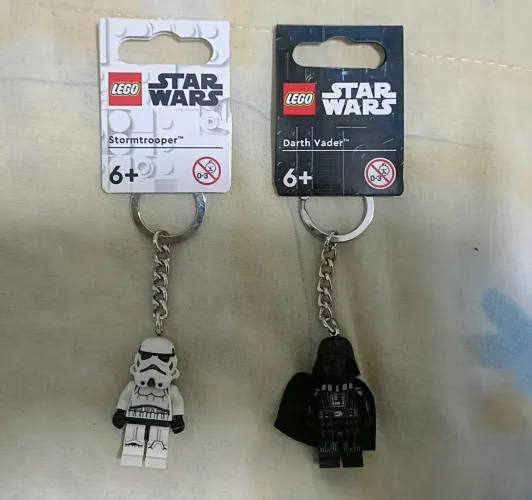 Lego 02 Chaveiros SW Darth e Storm