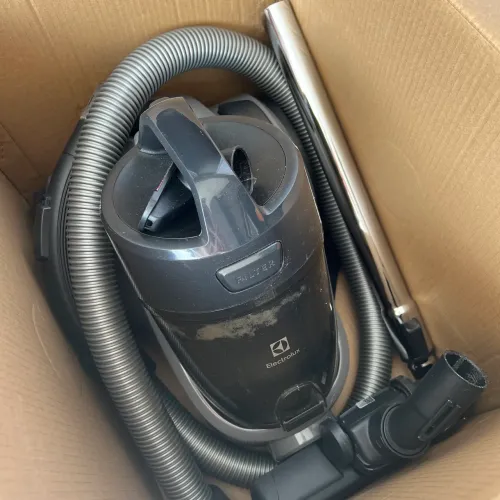 Aspirador de pó sem saco EAS30 Electrolux