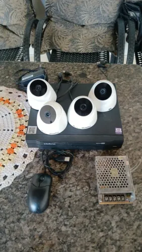 CÂMERAS DE SEGURANÇA INTELBRAS