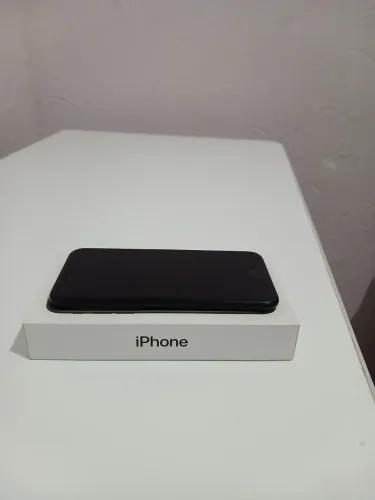 Troco iPhone SE 2020 128GB - LEIA A DESCRIÇÃO ?