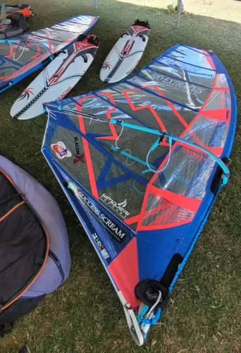 Equipamento de Windsurf 