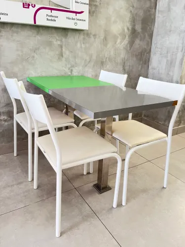 20 mesas em mdf cores verde/prata c/ pés em aço inox e alumínio, super acabamento!