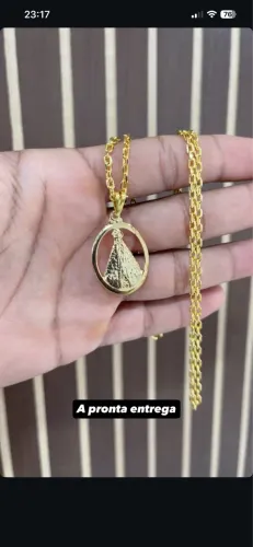 Correntes moeda antiga com banho dourado 18k