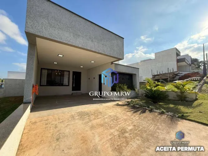 Casa à venda no Condomínio Helena Maria | Zona Oeste de Sorocaba | 3 dormitórios, suíte co