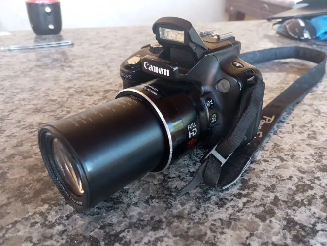 Canon SX50 HS