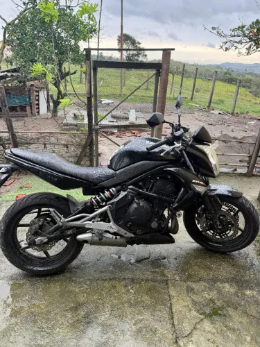 Kawasaki ER6N 2012