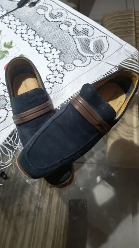 Vendo sapato social, solado em couro , sou de Taubaté e não entrego