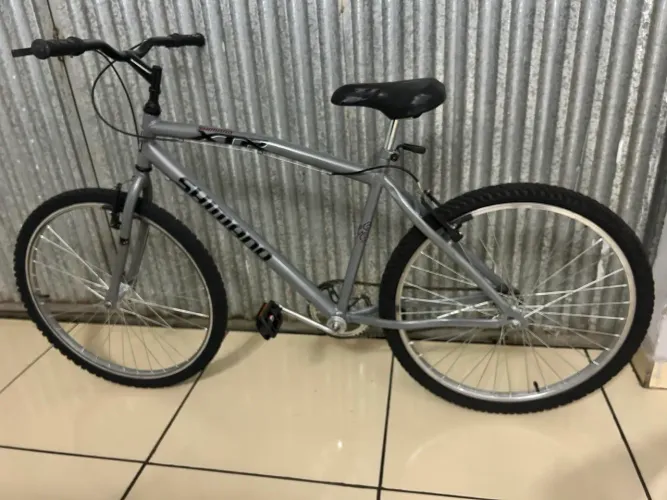 Bicicleta Shimano XTR Prata Aro 26 - Prática e Confortável