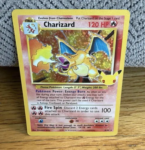 Carta Pokémon Charizard 25 Anos INGLÊS NM