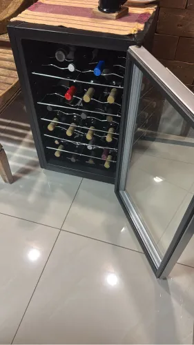 Adega vendo ou troco