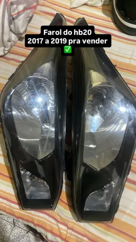 Par de farol hb20 2017