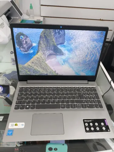 Notebook Lenovo seminovo 