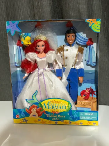 Bonecos Barbies Ariel e Eric casamento originais Mattel Disney