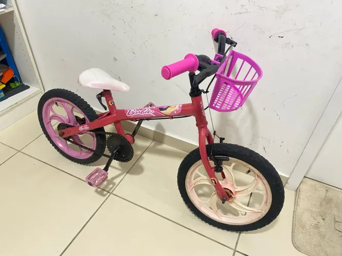Bicicleta Infantil aro 16 da Barbie