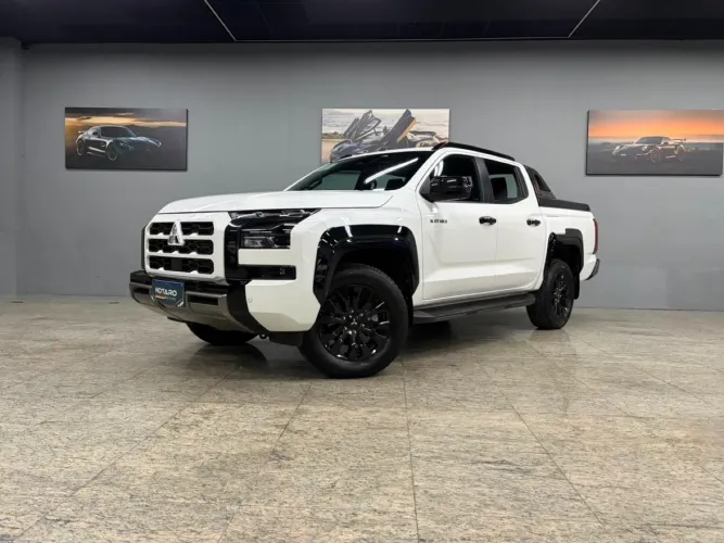 Mitsubishi TRITON Katana 2.4 CD 4X4 TB Diesel Aut. 2026