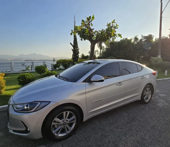 Hyundai Elantra Special Edit. 2.0 16V Flex Aut. 2018