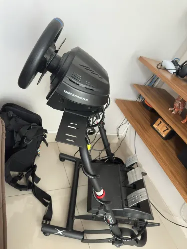 Volante Thrustmaster T300rs GT (excelente estado)