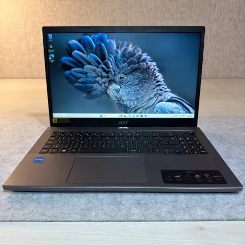 Notebook Slim Alumínio - i5 12ªGên H 8GB SSD 256GB Tela Full HD (Garantia 120d)