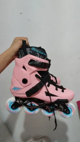 Patins Traxart Revolt Freestyle (39/40)