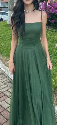 Vestido de festa verde oliva