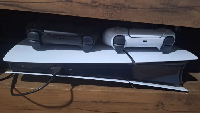 PlayStation 5- 1tb