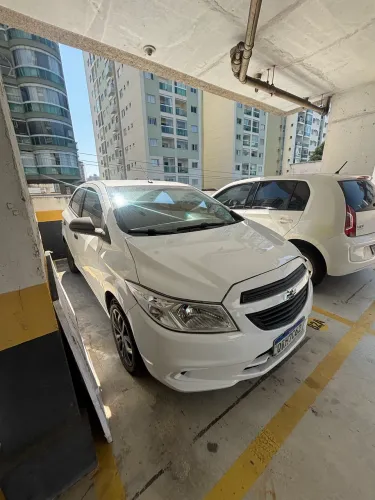 Chevrolet Onix JOY Hatch 1.0 8V Flex Mec. 4P 2019
